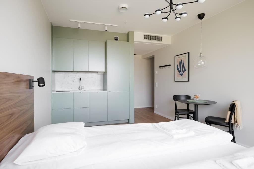 Brand New Studios Amidst Ancient Ruins Oasis Stockholm Luaran gambar