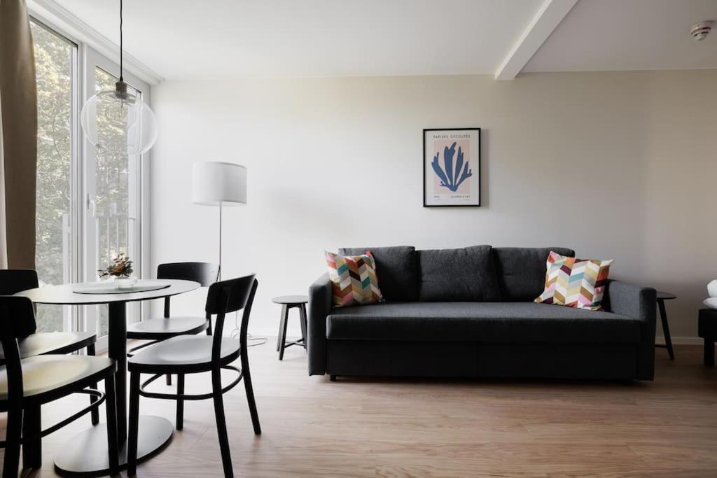Brand New Studios Amidst Ancient Ruins Oasis Stockholm Luaran gambar
