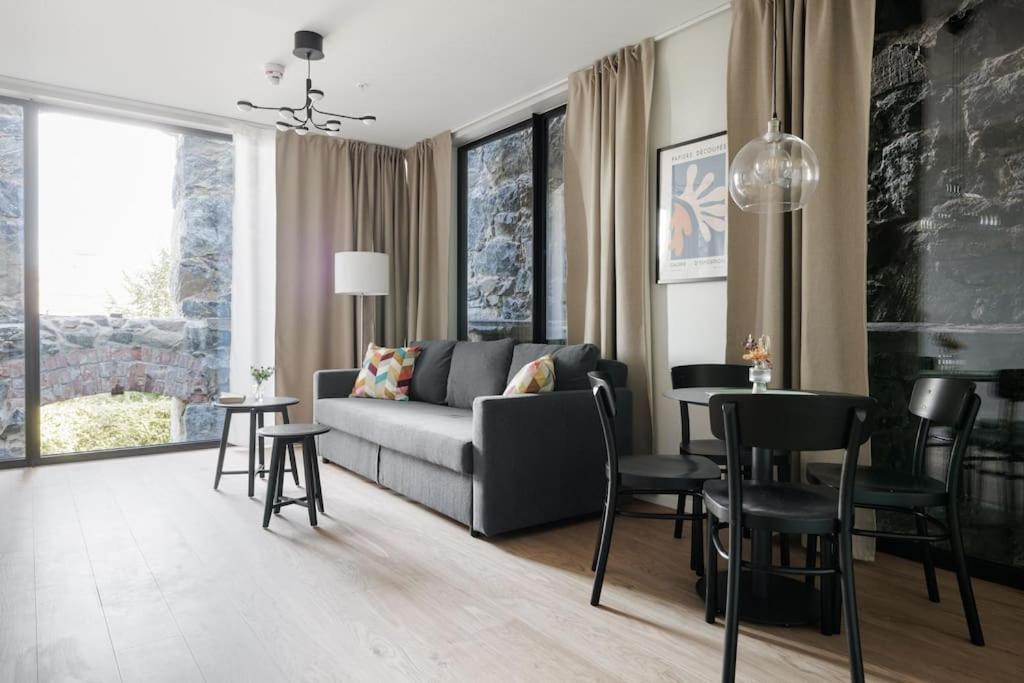 Brand New Studios Amidst Ancient Ruins Oasis Stockholm Luaran gambar