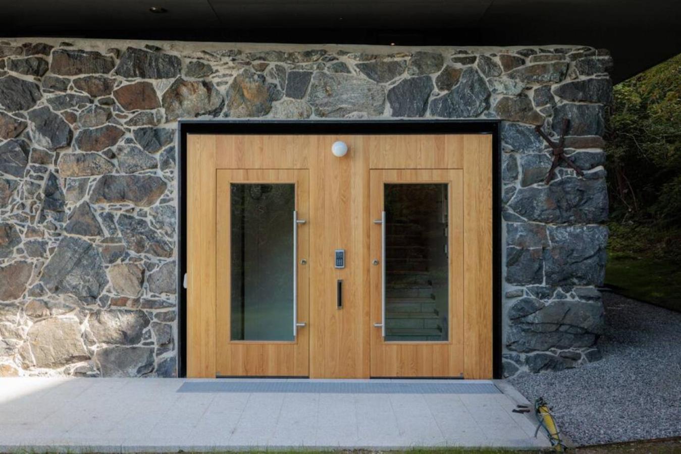 Brand New Studios Amidst Ancient Ruins Oasis Stockholm Luaran gambar