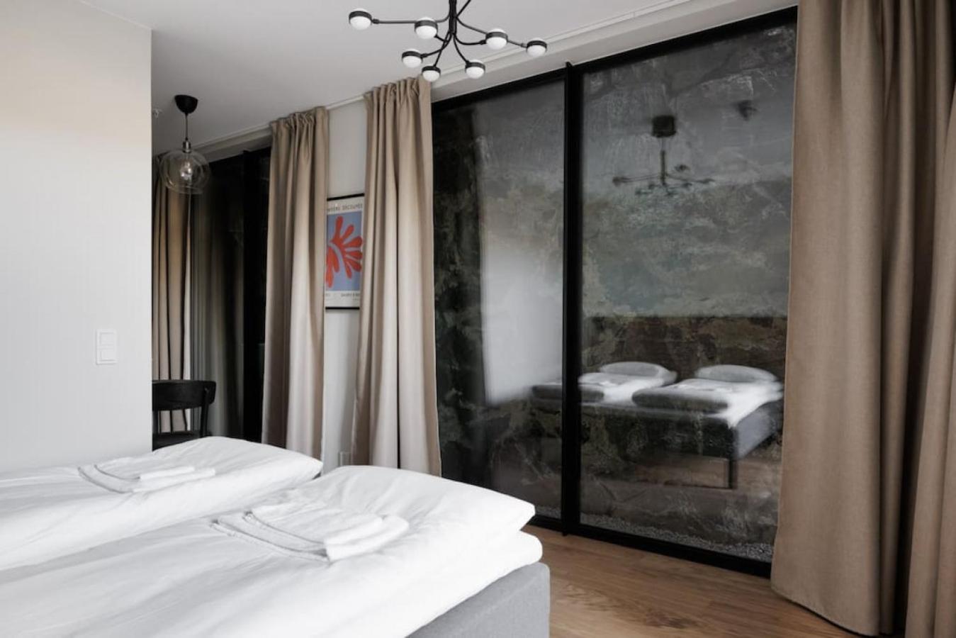 Brand New Studios Amidst Ancient Ruins Oasis Stockholm Luaran gambar